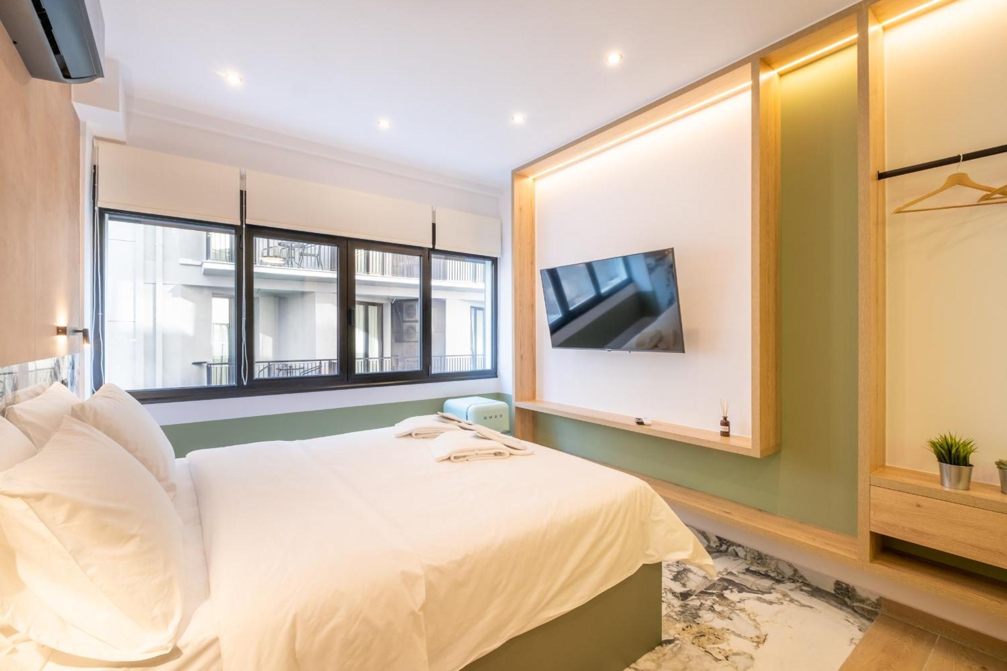 Athensis Apartments In Central Atene Esterno foto