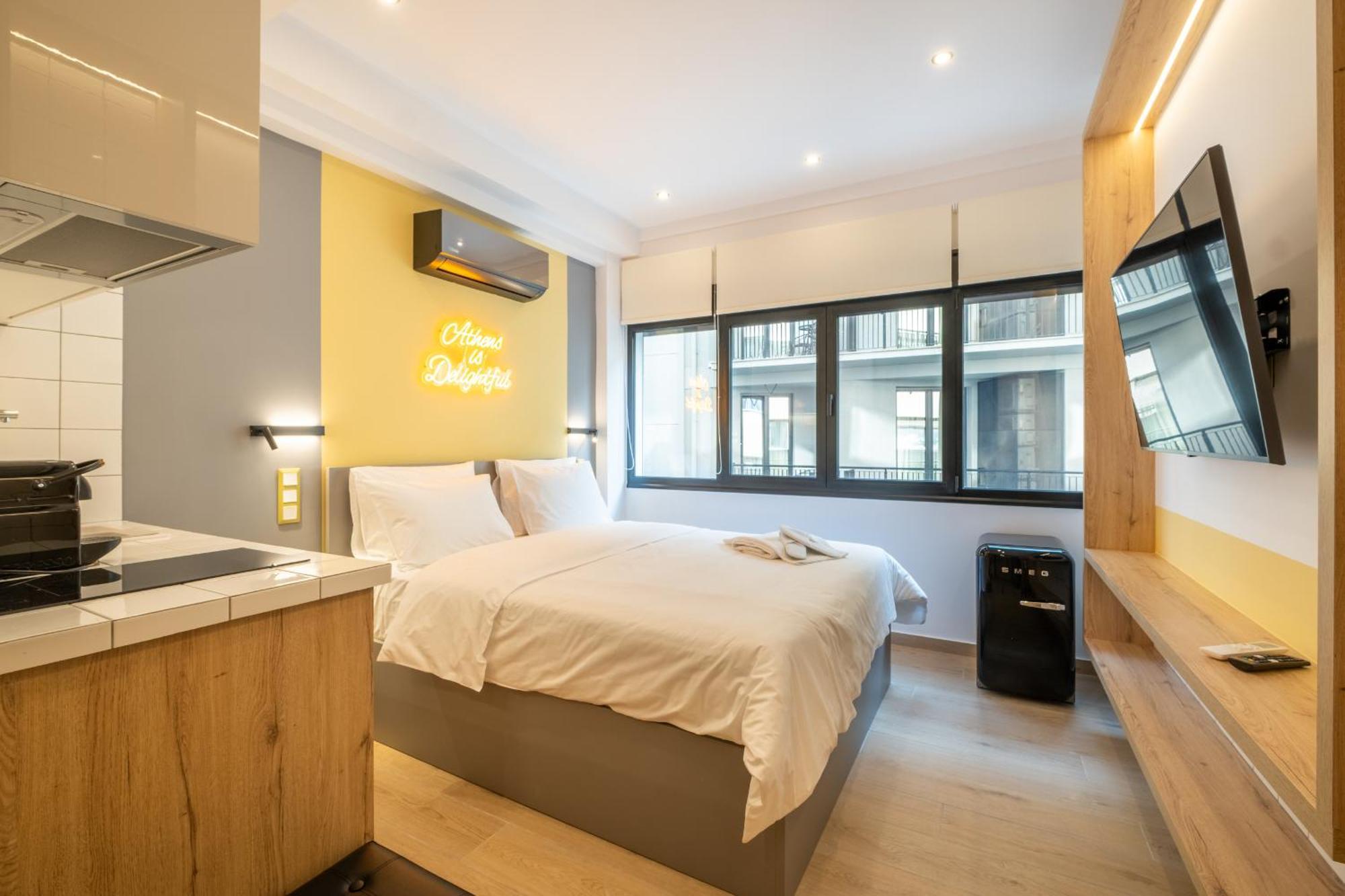 Athensis Apartments In Central Atene Esterno foto