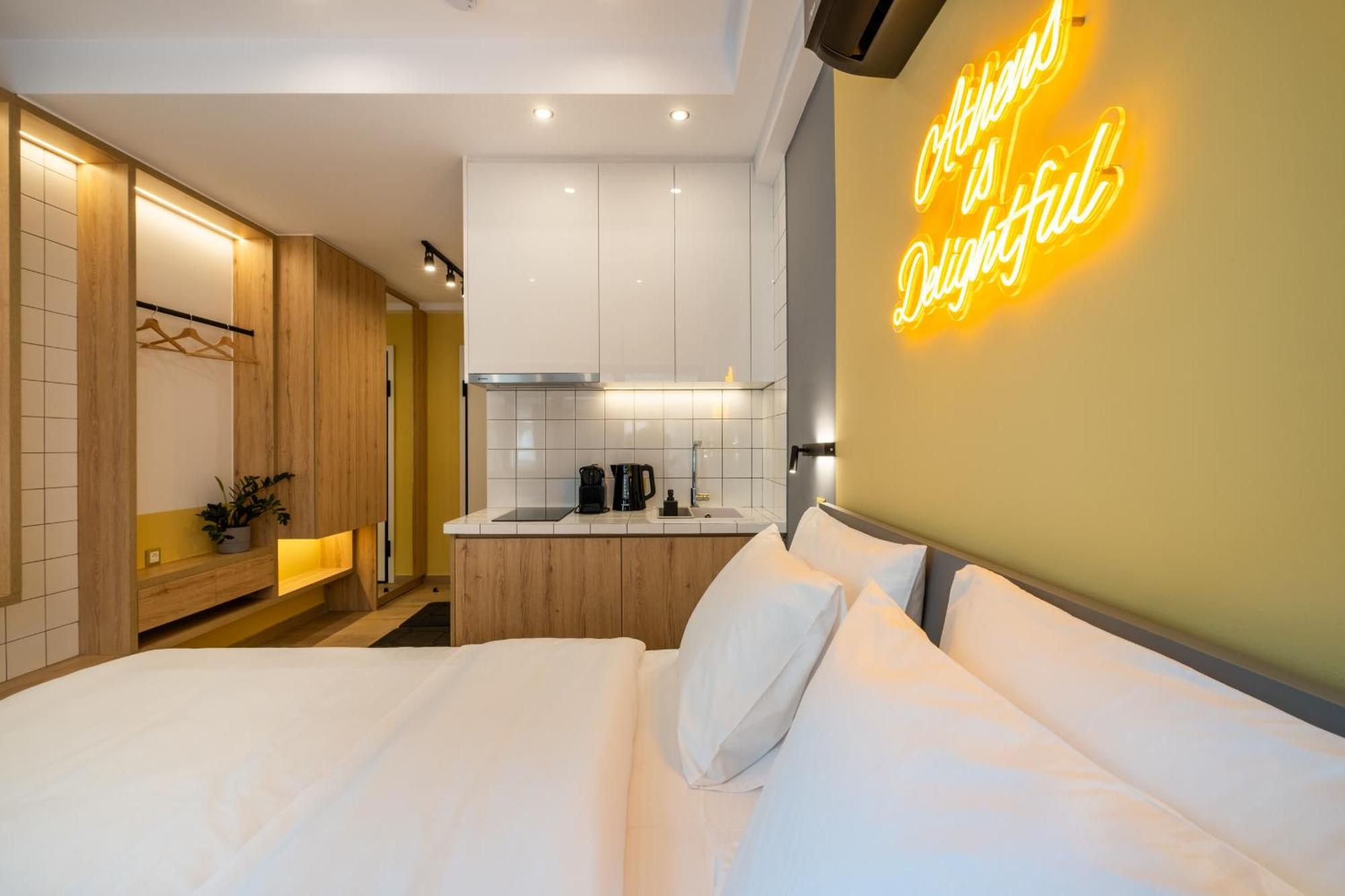 Athensis Apartments In Central Atene Esterno foto
