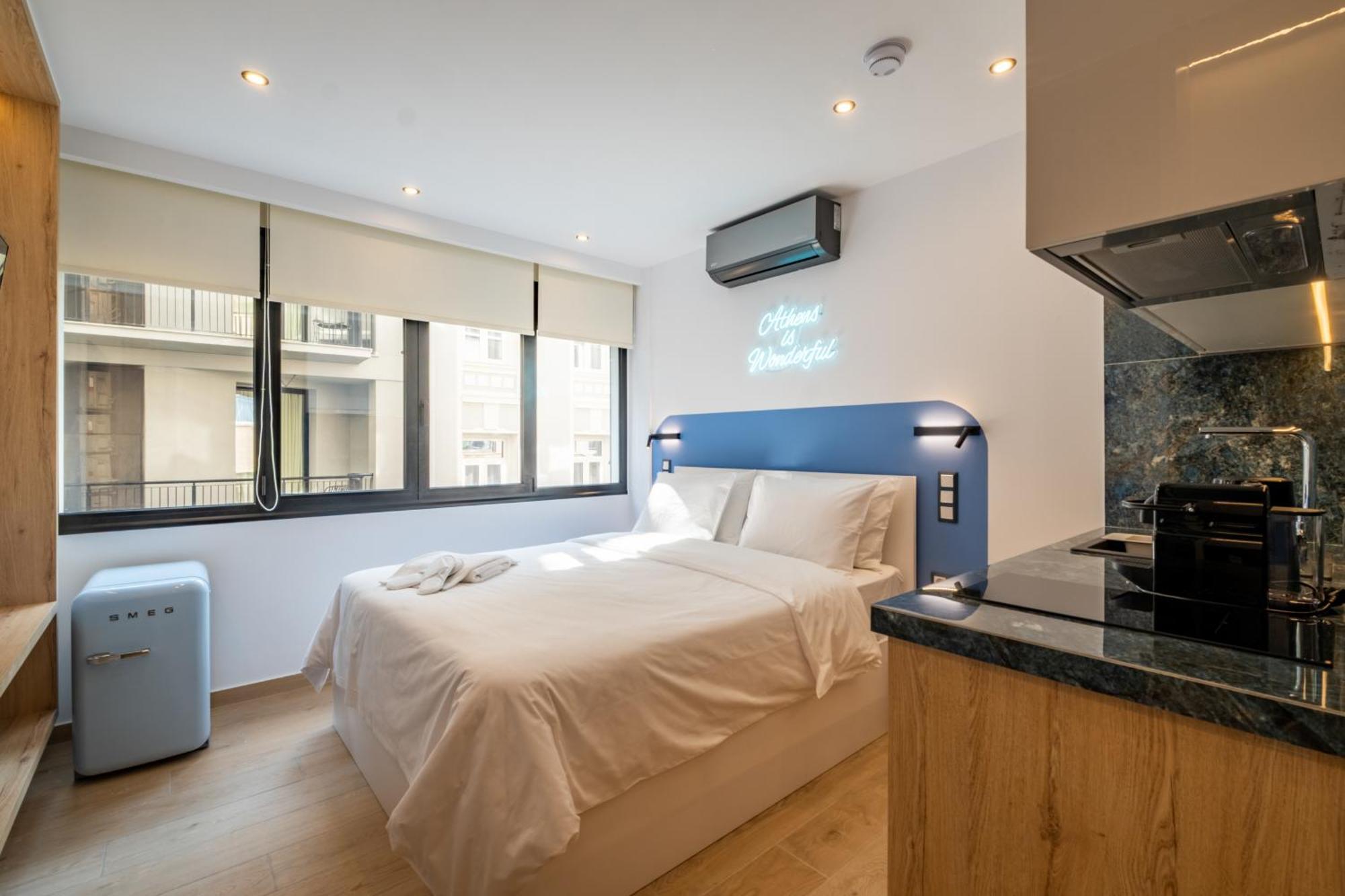 Athensis Apartments In Central Atene Esterno foto