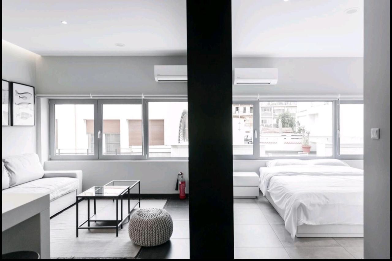 Athensis Apartments In Central Atene Esterno foto